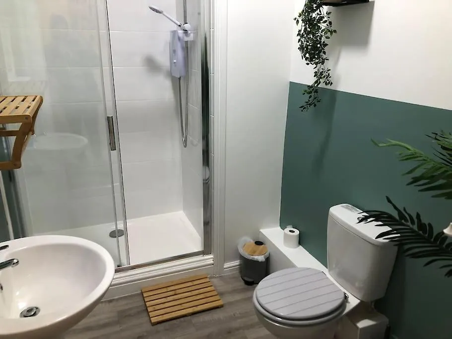 Bank Street Apartment 1 Blackpool 0*,